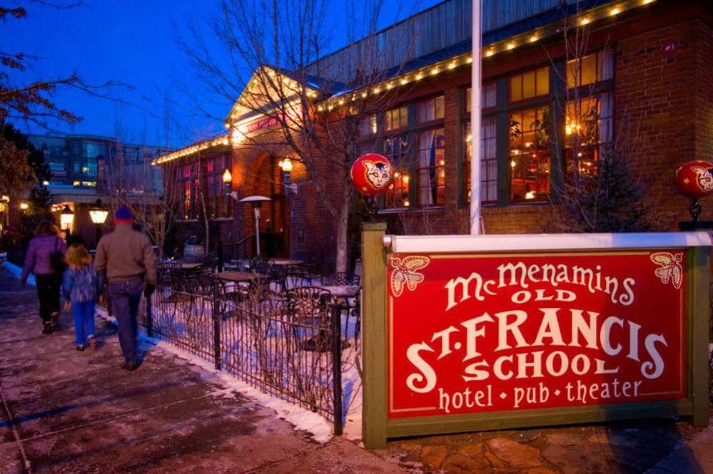Hotel Mcmenamins Old St. Francis School à Bend Extérieur photo
